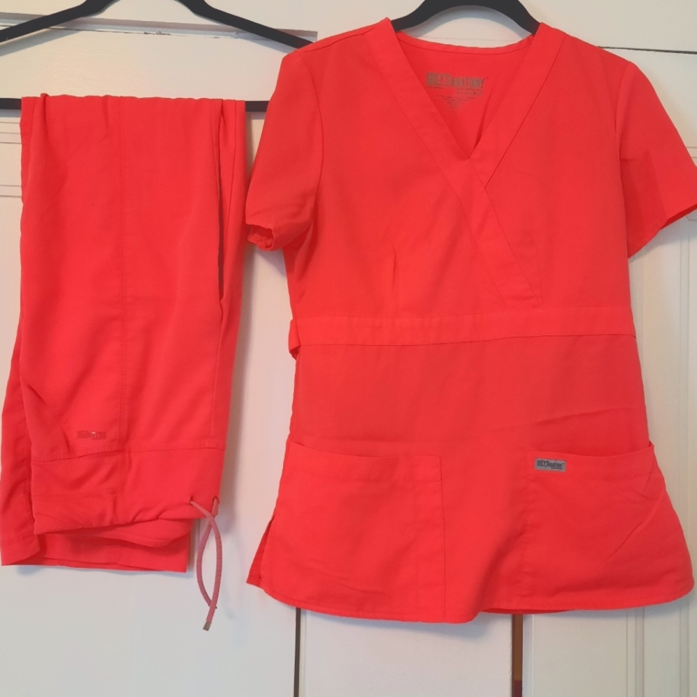 Grey's Anatomy scrubs